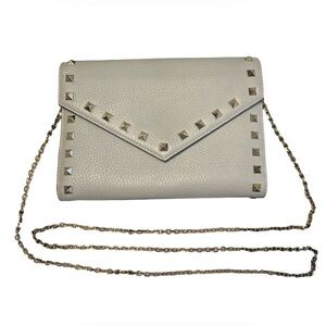 Valentino Garavani Rockstud Envelop Chain Bag